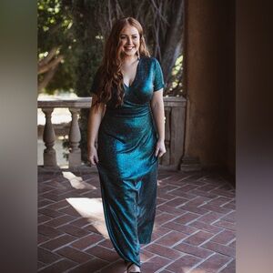 Beautiful sparkly red noelle dress - elegant collection